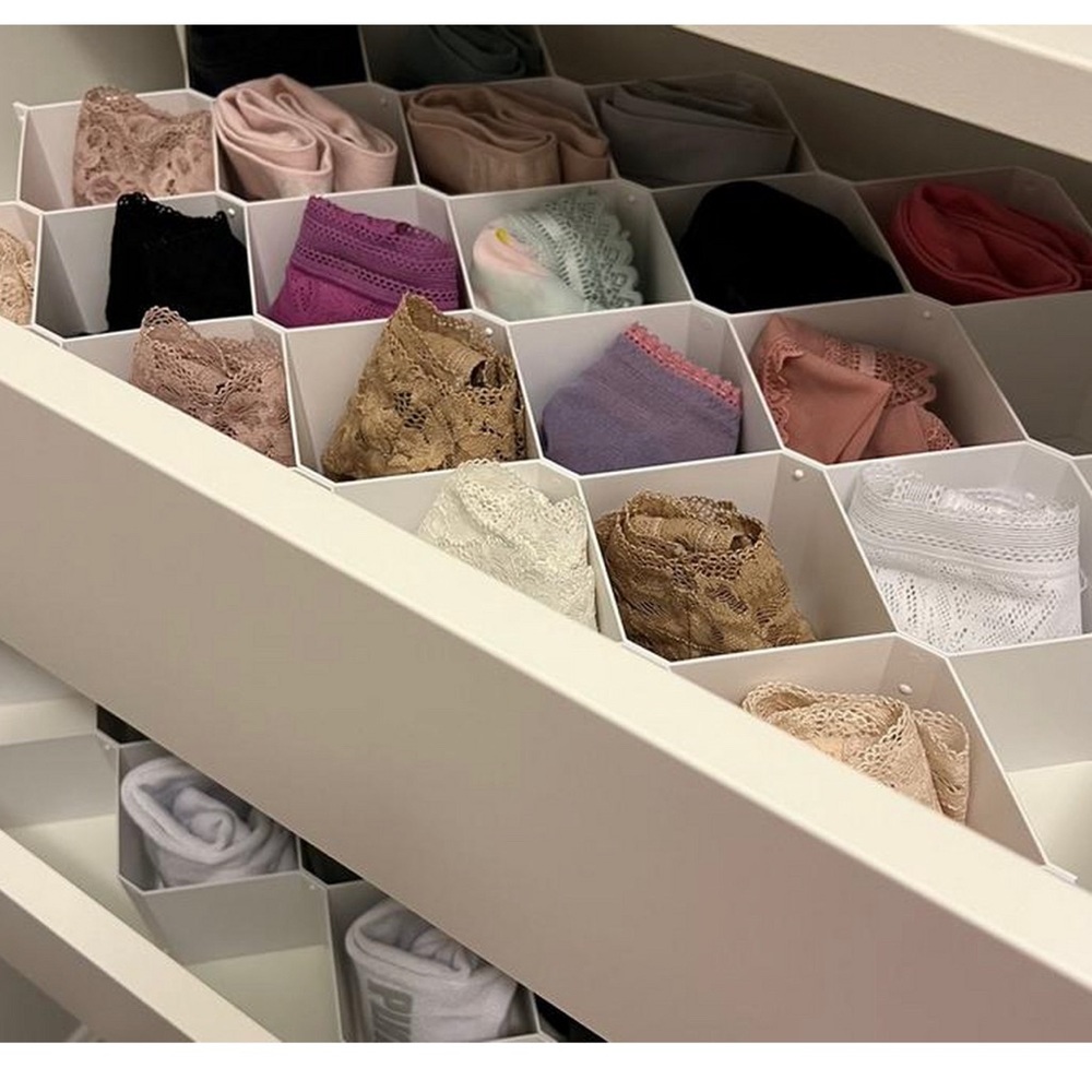 NEW honeycomb drawer divider 18.38” L x 14.57” W x 2.76” H